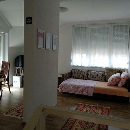 Family House Near Motorway 6 Guests 3 Bedrooms Veles Eksteriør billede