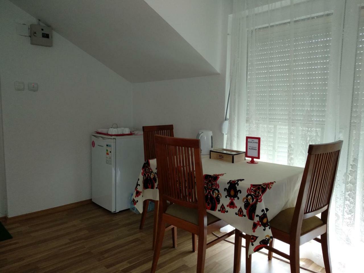 Family House Near Motorway 6 Guests 3 Bedrooms Veles Eksteriør billede